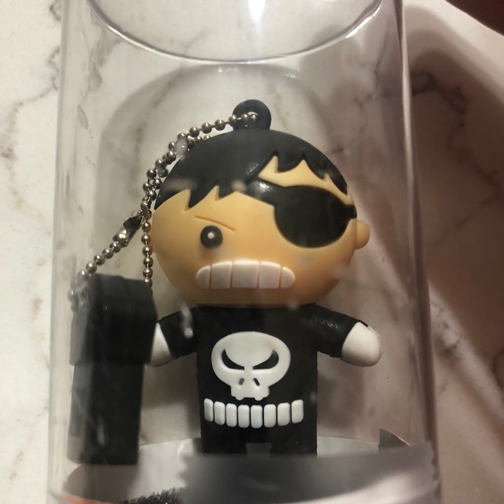 USB/Keychain accessory - Picture 16 of 16